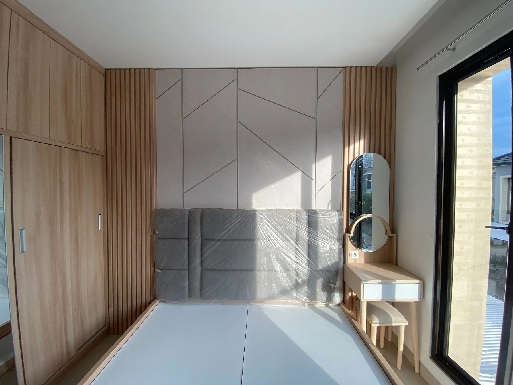 Foto proyek kamar set custom Rumahinterior.com