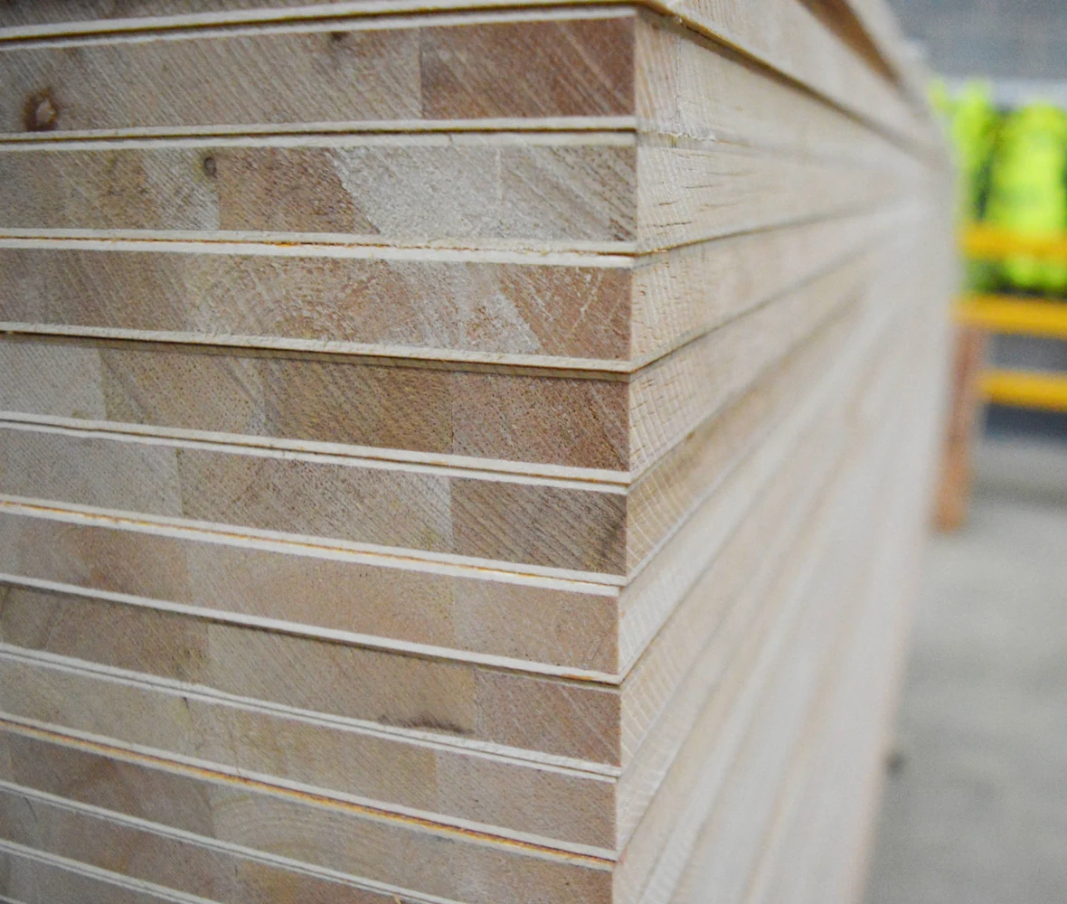 Potongan material blockboard 18 mm